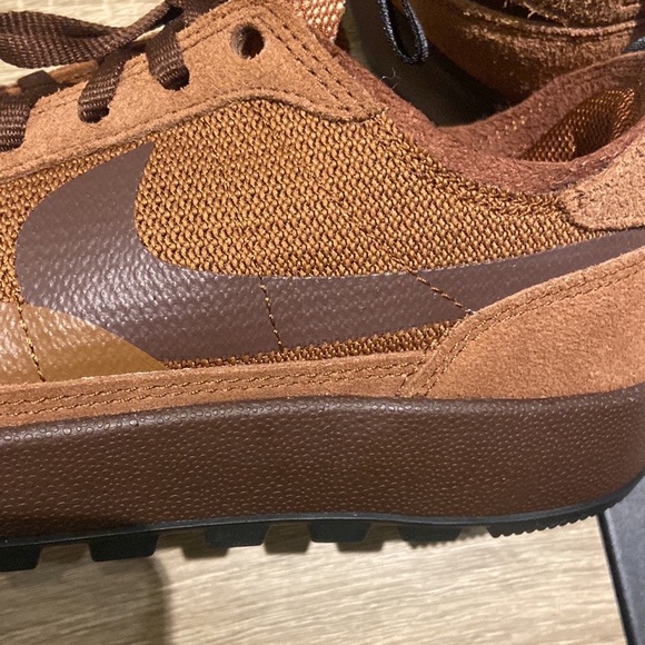 Nike sneakers - Picture 3 of 7